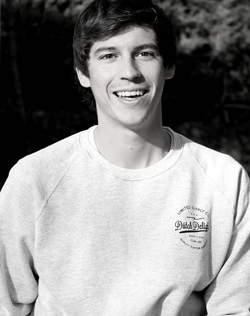 Dr. Alex Romaní retrato académico