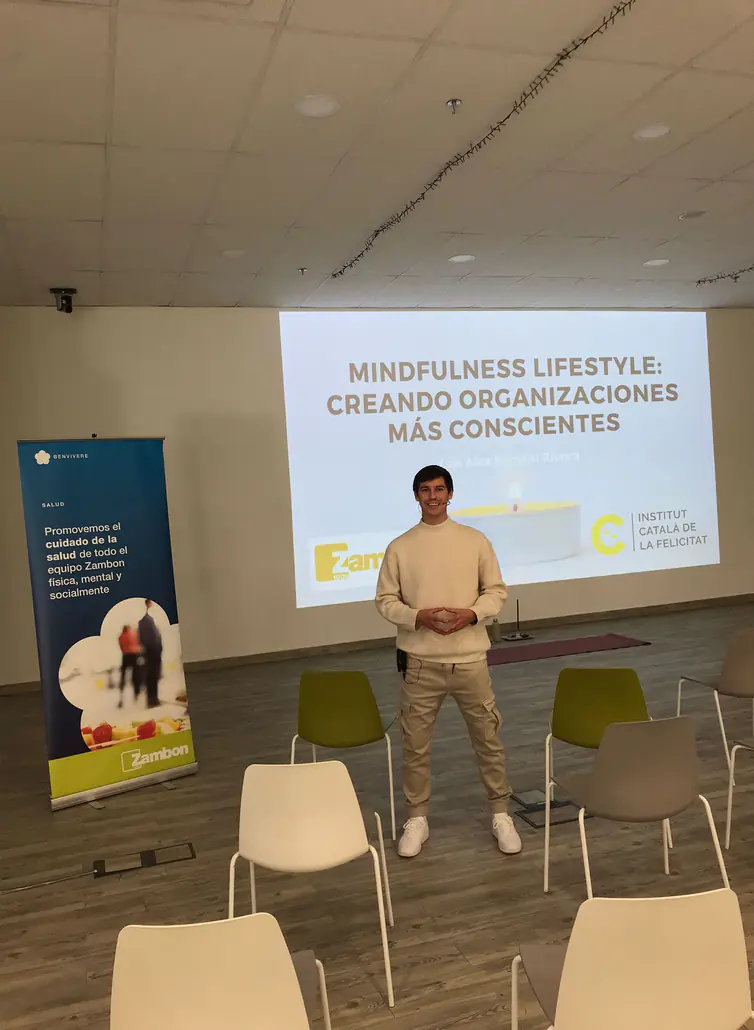 Alex Romaní en una sesión de consultoría